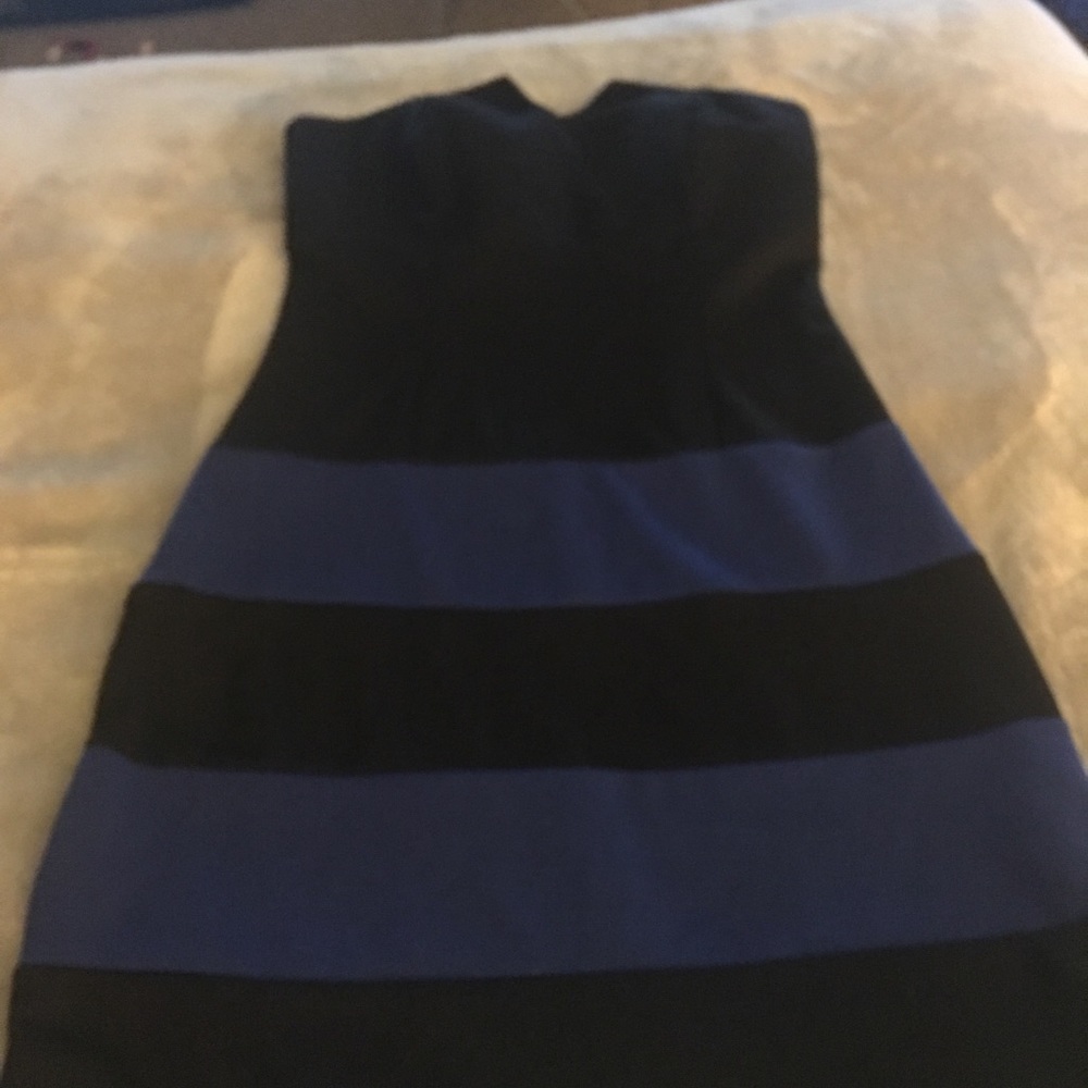 🦋Black & Blue striped strapless mini dress NEW🦋 - Picture 2 of 8
